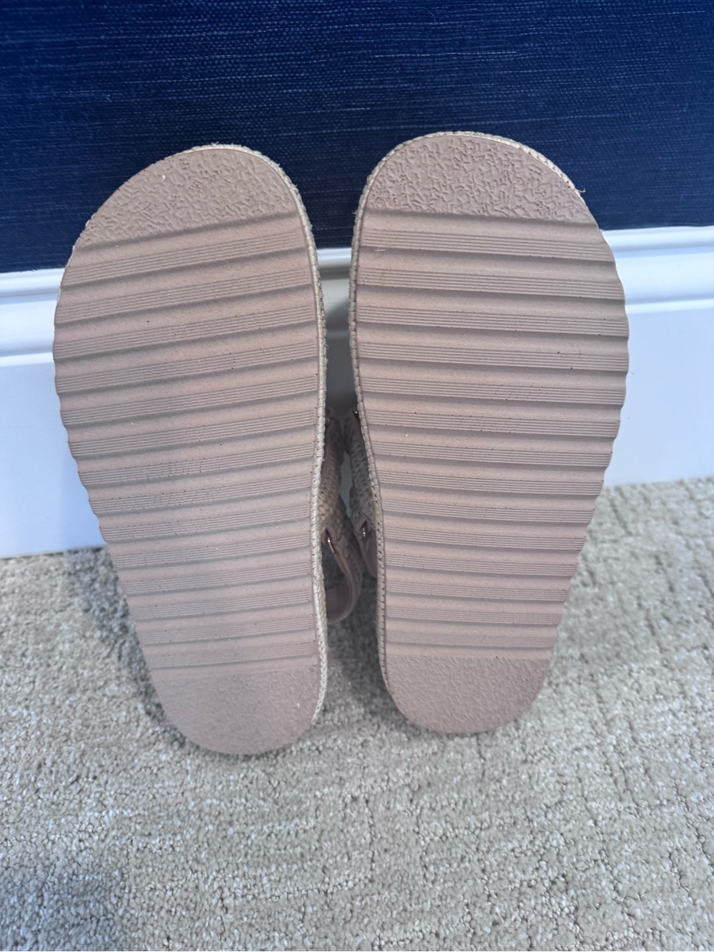 Steve Madden Beige Woven Platform Sandals - Picture 4 of 5